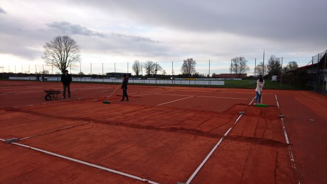 Tennis_Platzherrichten_2021 (23)